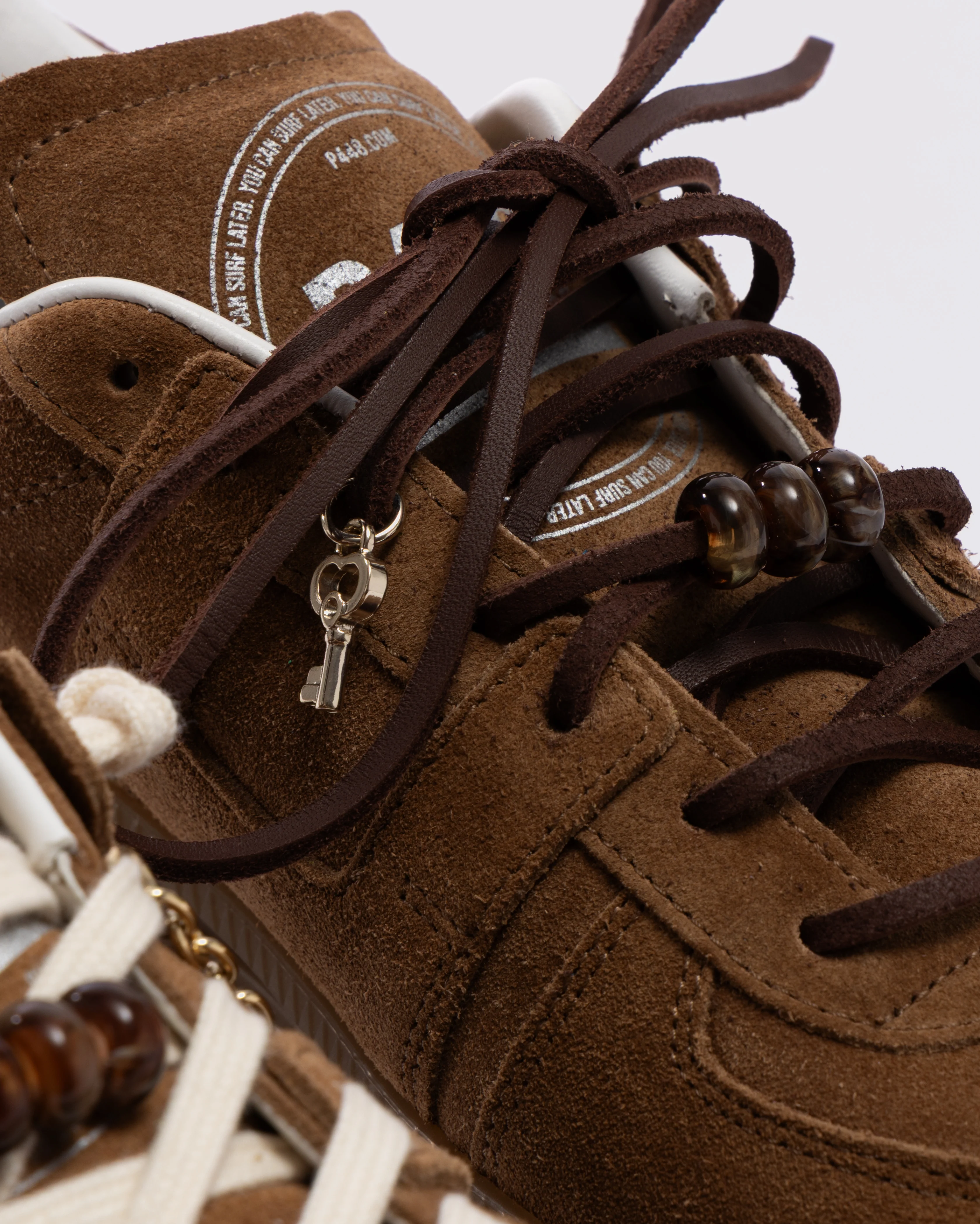 Charm Shoelaces Brown/Neutral - Image 5