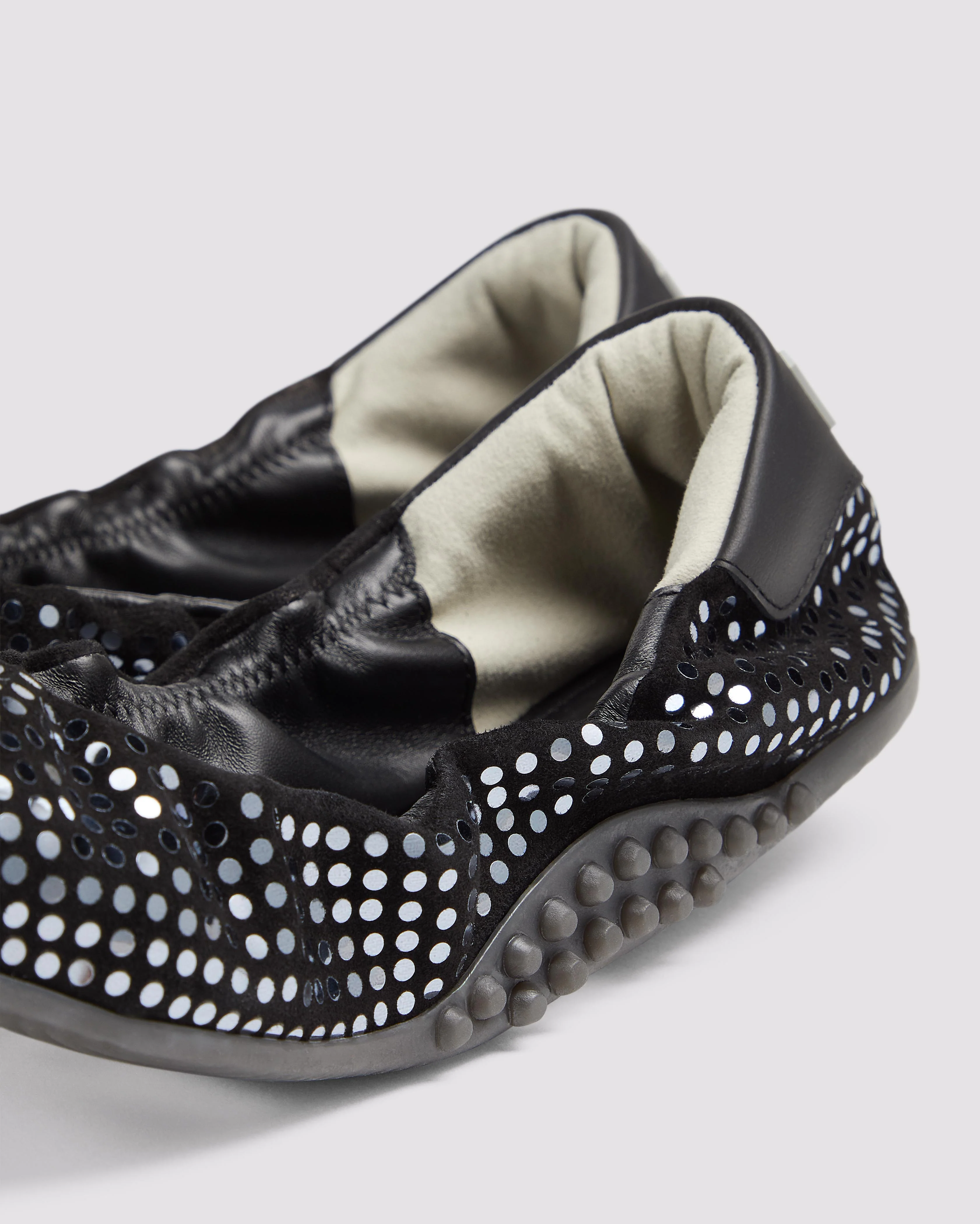 Stella Black/Silver - Image 4